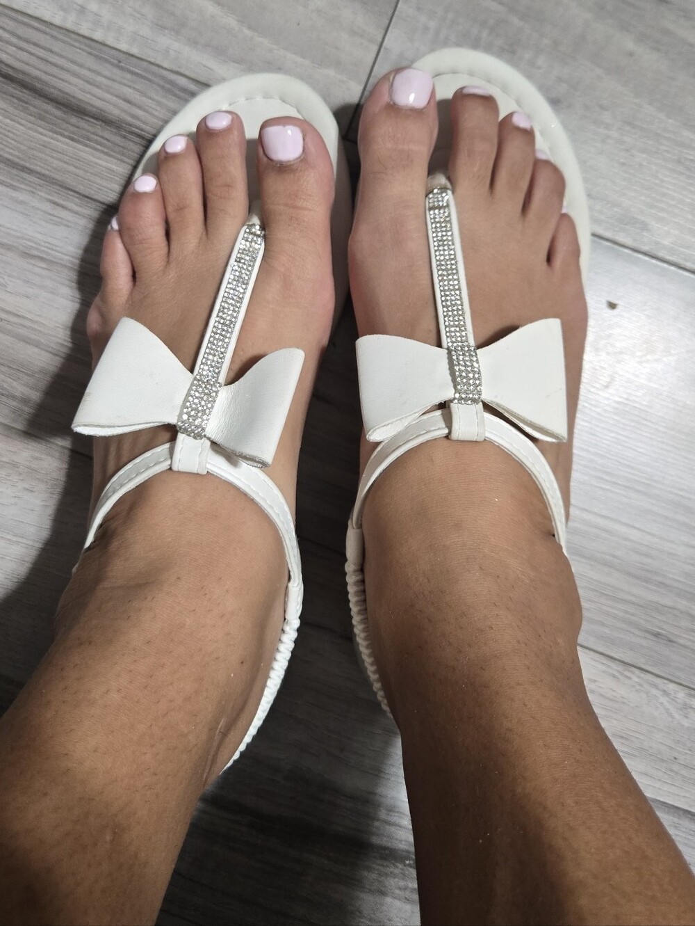 Cute Fashion White Sandals With Bow And Rhinestones Sz 8.5